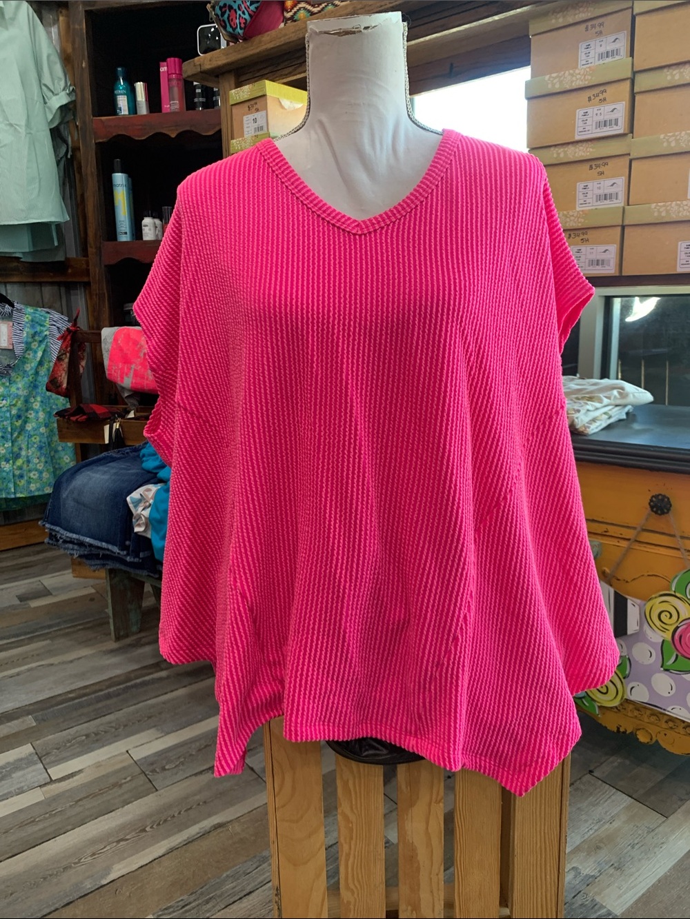 #159 entro Neon Pink Ribbed V-Neck Tunic